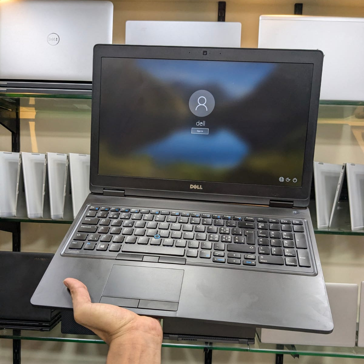 Dell Latitude E5570 i5 laptop Pakistan
