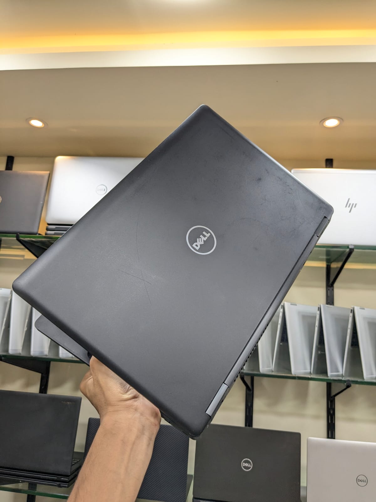 Dell Precision 3520 i7 laptop Pakistan