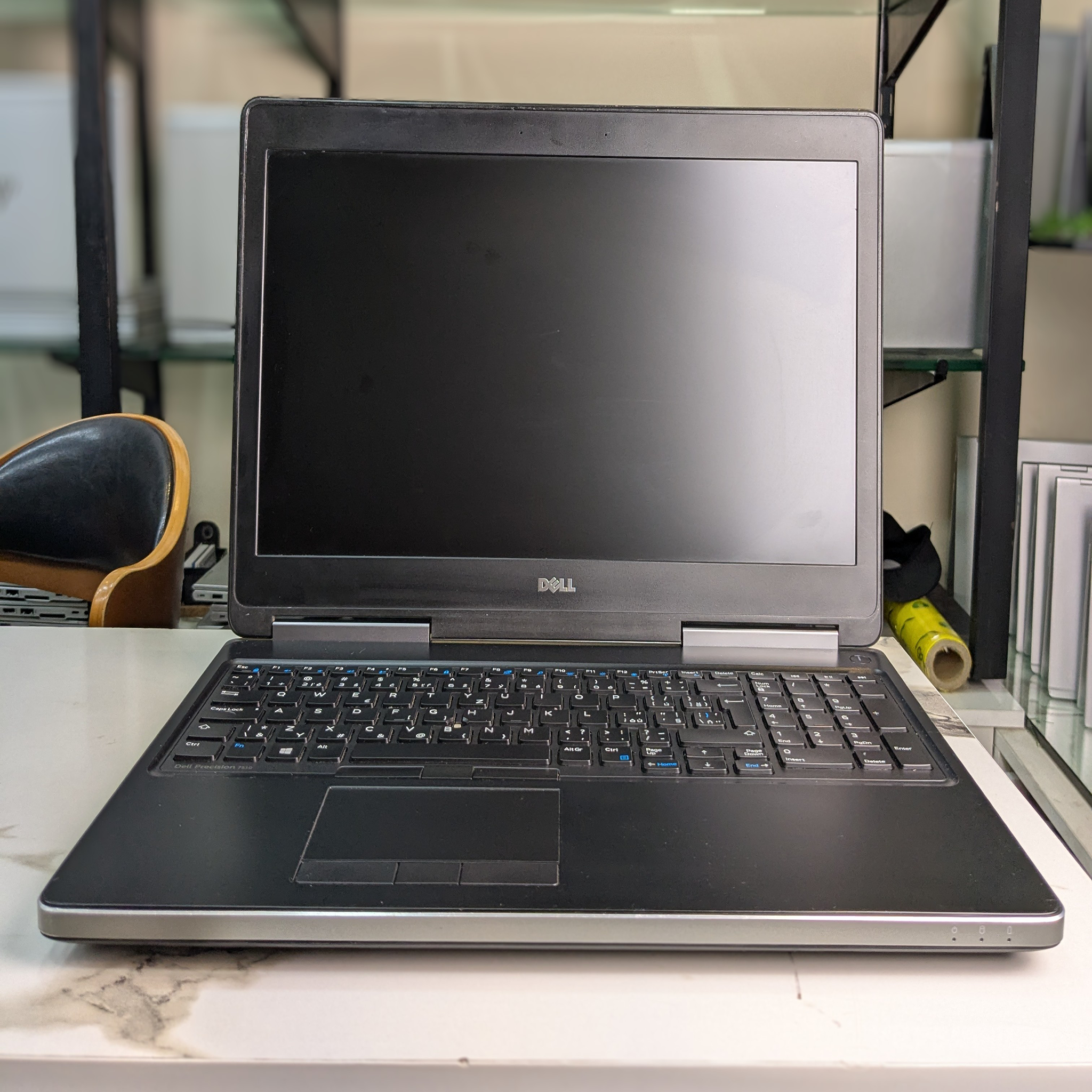 Dell Precision 7510 i7 Quadro workstation Pakistan