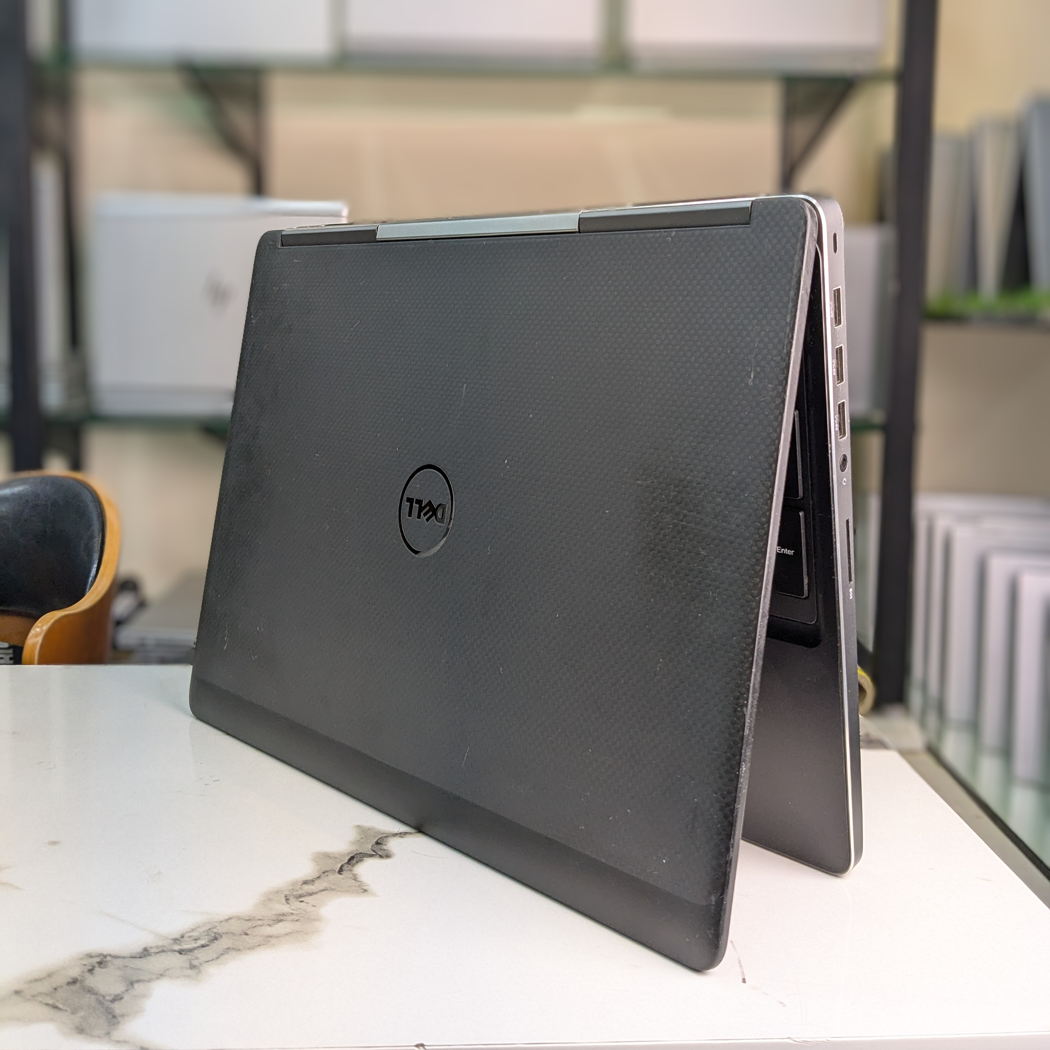 Dell Precision 7510 i7 Quadro workstation Pakistan