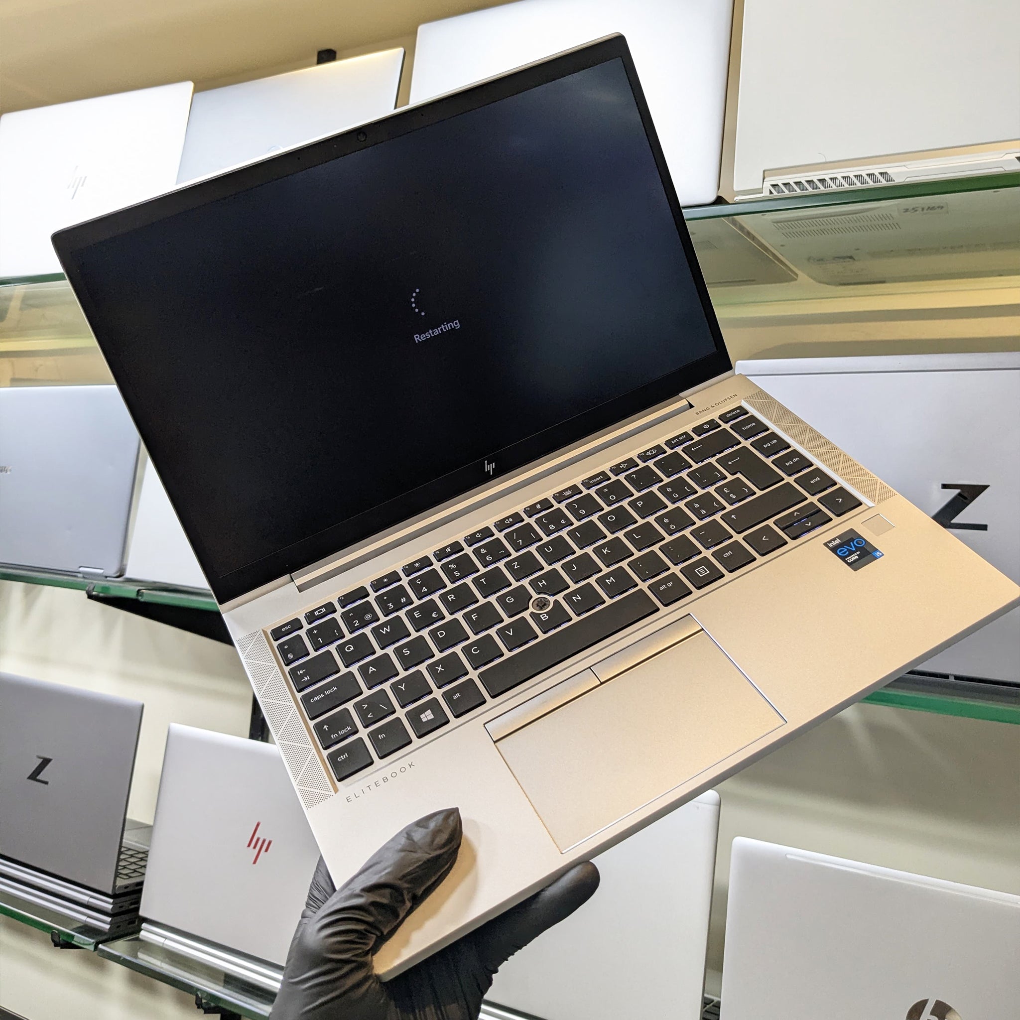HP EliteBook 840 G7 i5 laptop Pakistan