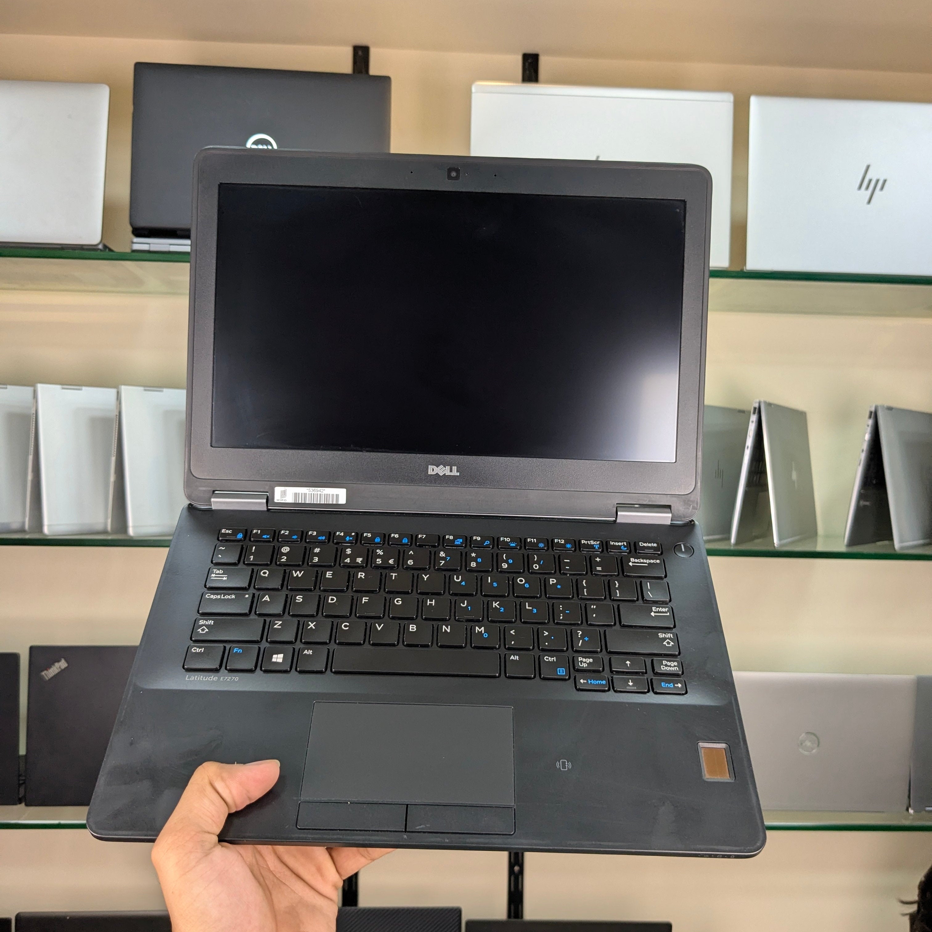 Dell Latitude 7270 | Core i5 6th Gen | 8GB RAM | 256GB SSD | 13.3"