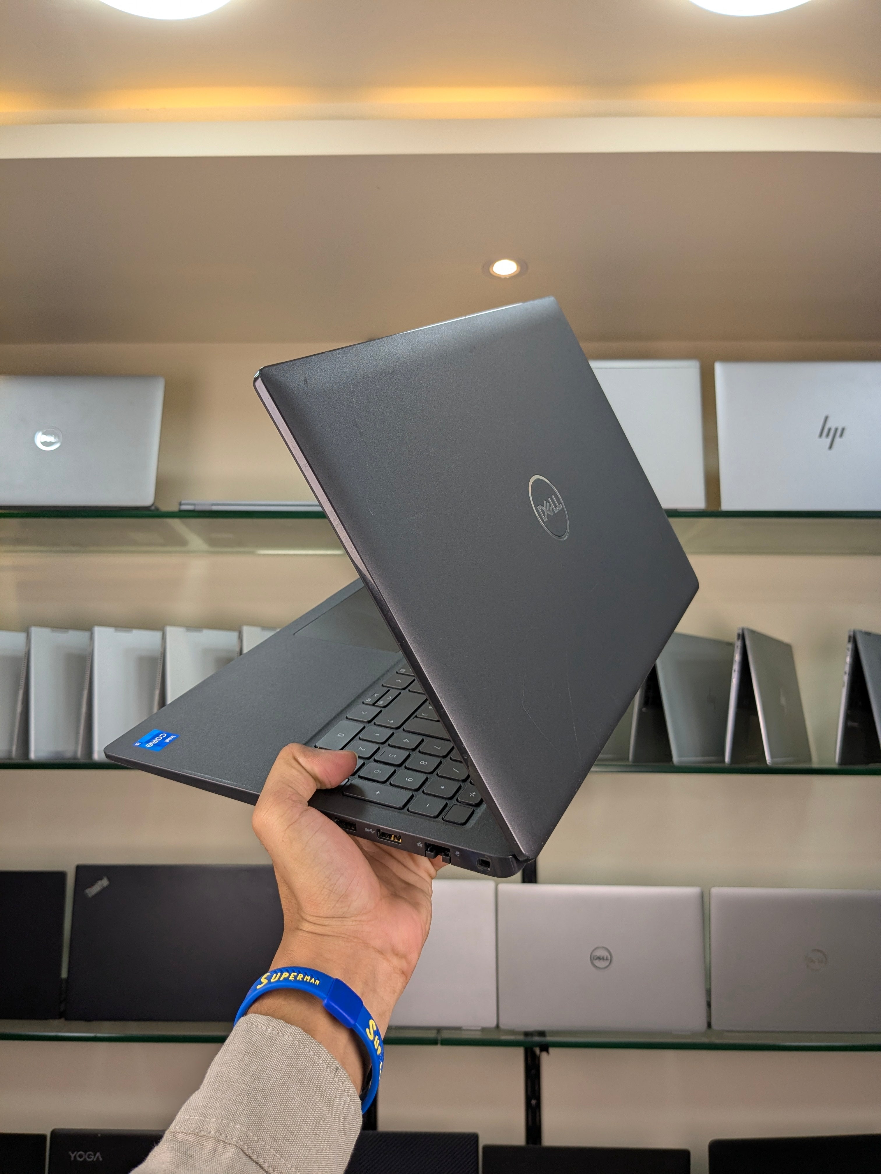 Dell Latitude 3520 | Core i5 11th Generation | 8GB RAM | 256GB SSD | 15.6 HD Display