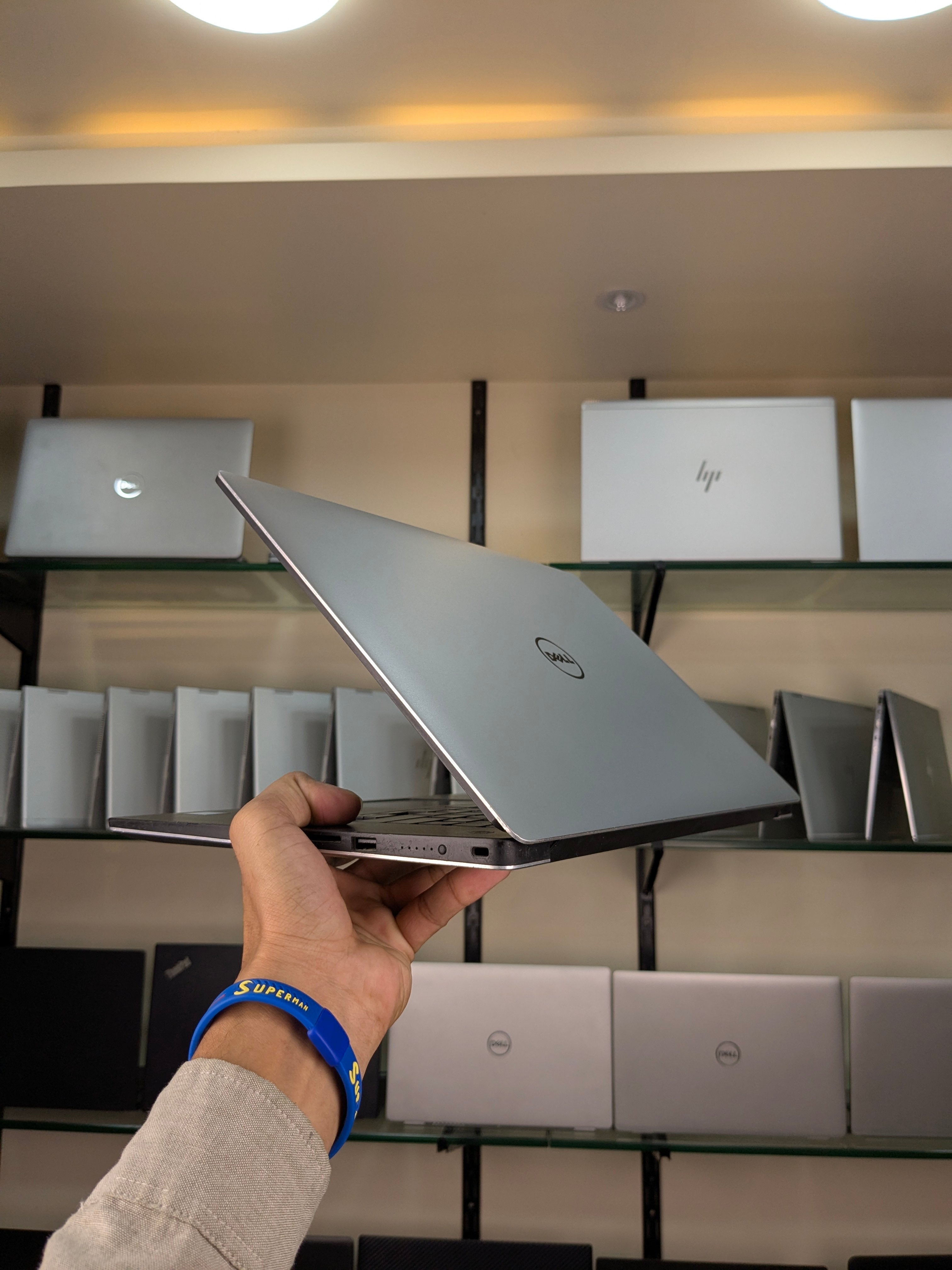 Dell XPS 9560 | Core i7 7th Generation | 16GB RAM | 256GB SSD | 15.6"