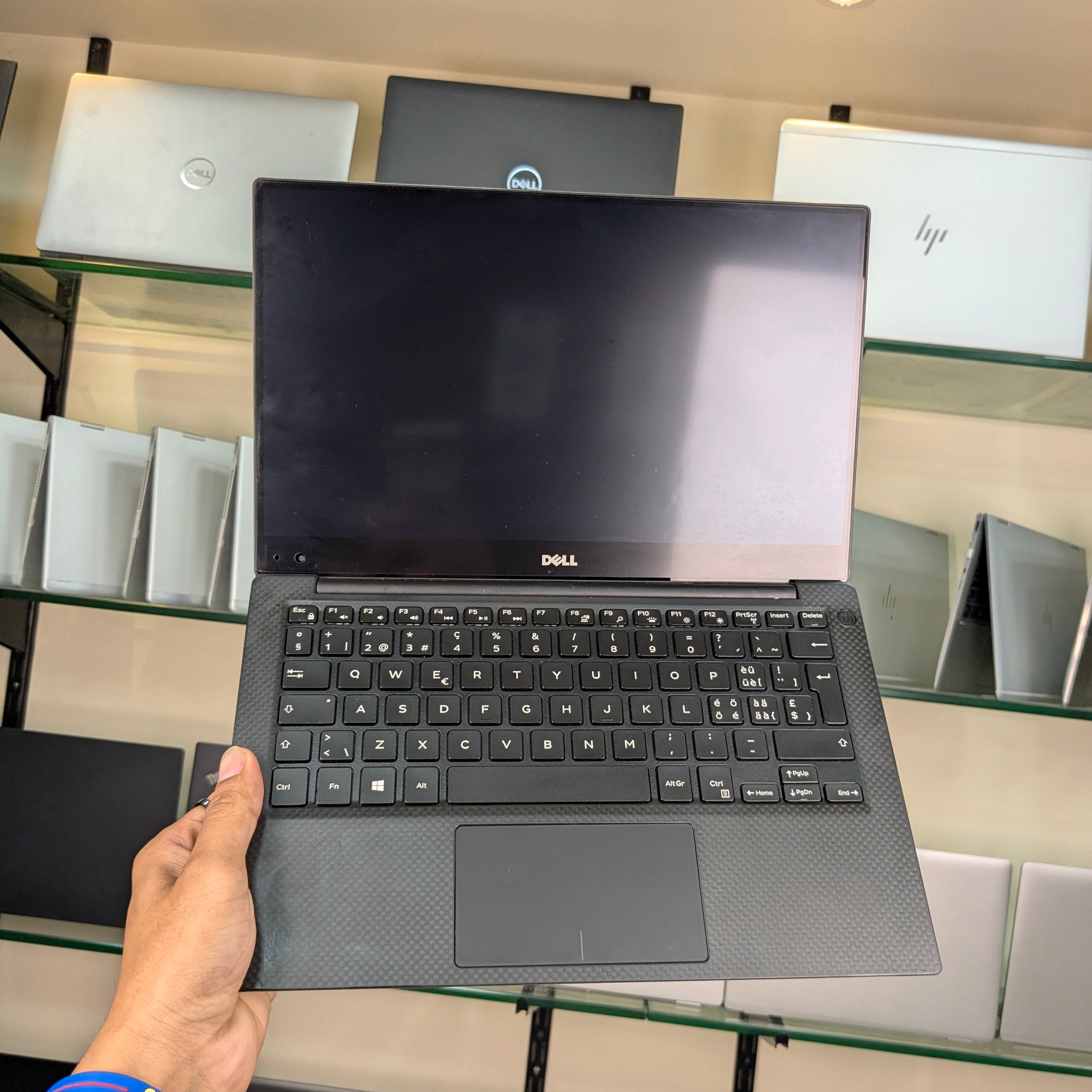 Dell XPS 9343 | Core i7 5th Gen | 8GB RAM | 256GB SSD | 13.3"