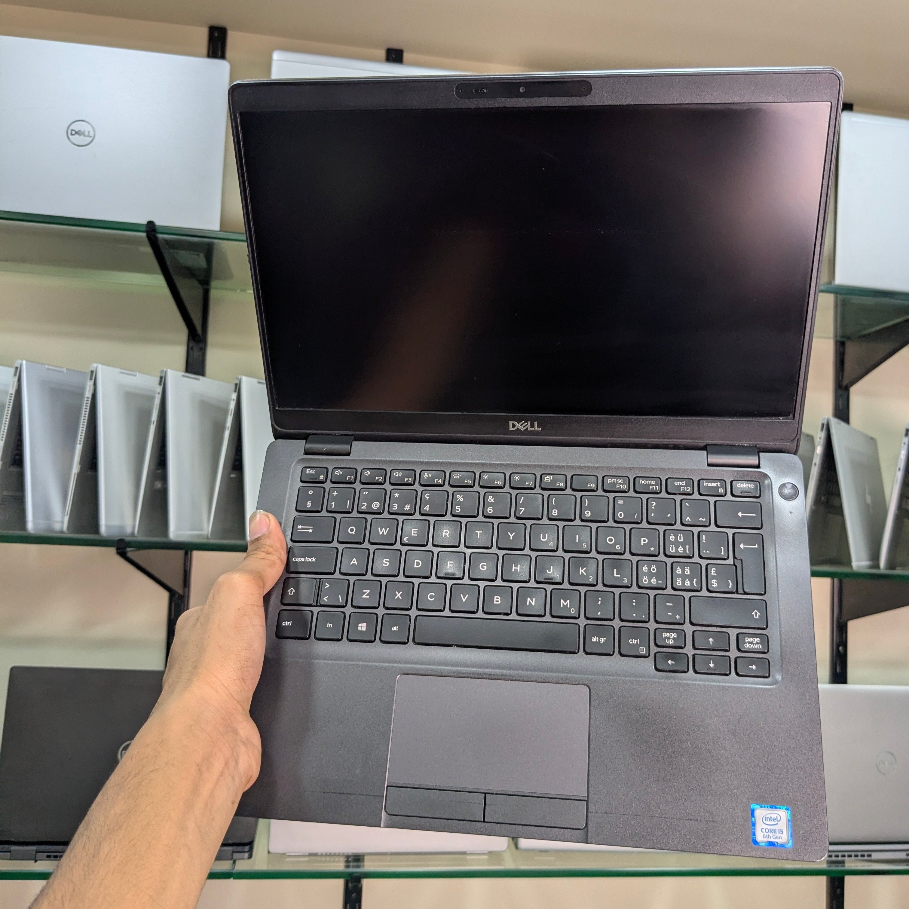 Dell Latitude 5300 13.3" Intel Core i5 8th Gen 8GB RAM DDR4 256GB NVME SSD Full HD Display