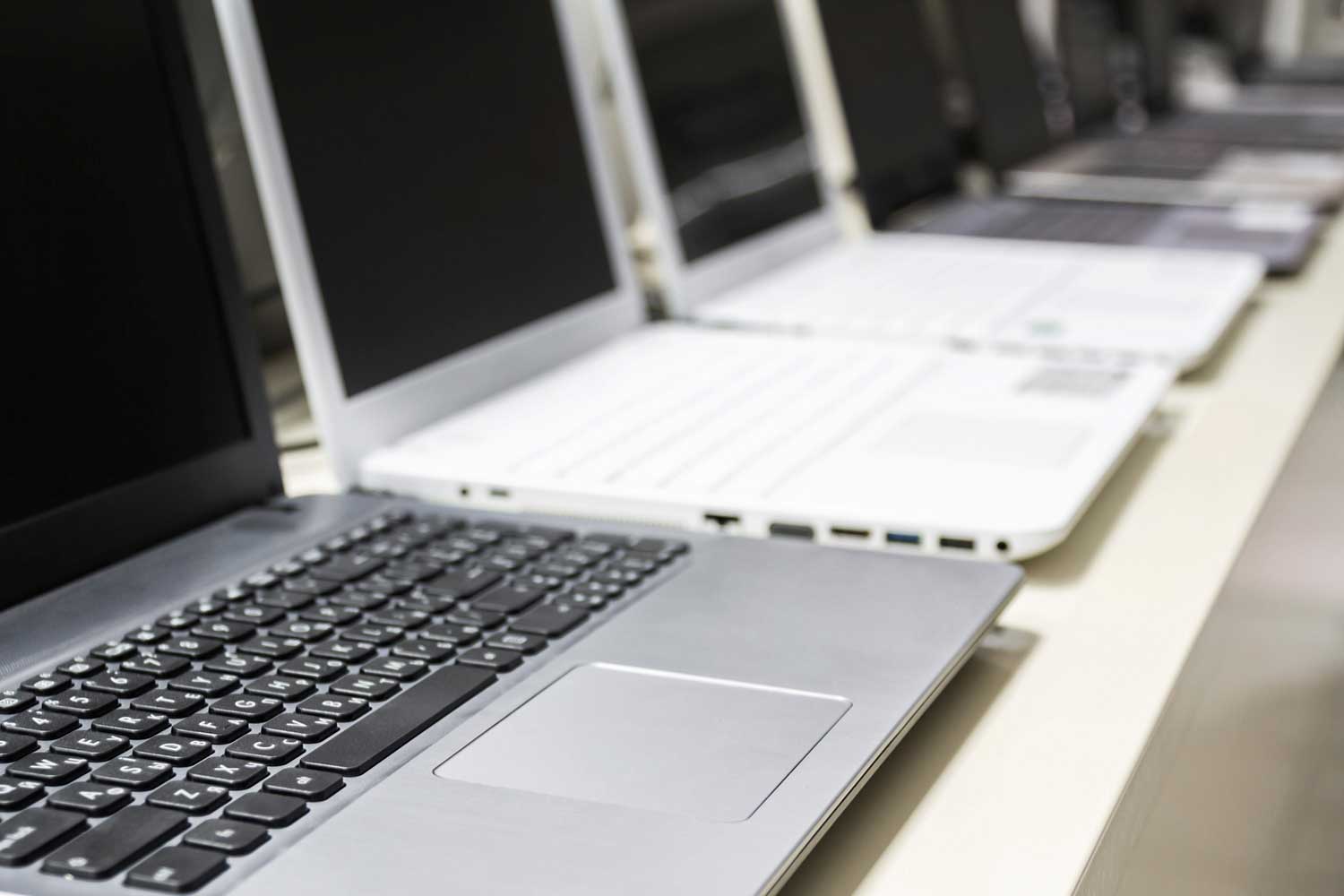 Wholesale-Laptops.jpg__PID:0aa09e81-89d6-4dc0-a958-8f8b28466223