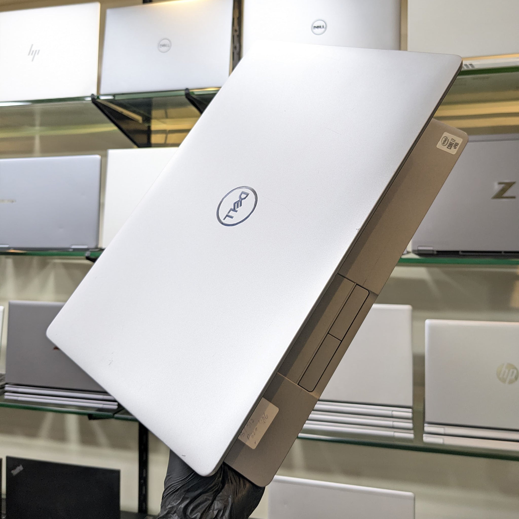 Dell Latitude 5510 | Intel Core i5-10210U 10th Gen 1.6GHz | 16GB DDR4 | 256GB NVMe SSD | 15.6" FHD Anti-Glare | Wi-Fi 6 | USB-C DisplayPort | Used Business Laptop Pakistan