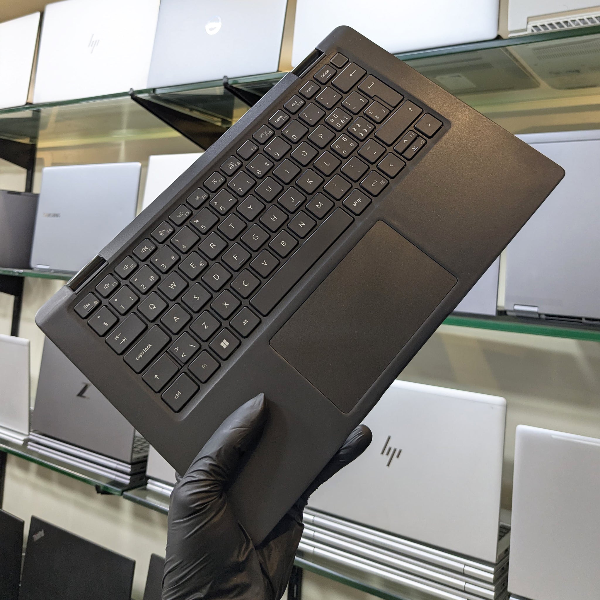 Dell Latitude 7410 | Intel Core i7-10610U vPro 10th Gen 1.8GHz | 16GB DDR4-3200 | 512GB NVMe PCIe SSD | 14" FHD Anti-Glare | Backlit Keyboard | Fingerprint Reader | Used Business Laptop Pakistan