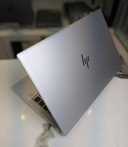 HP EliteBook 840 G6 – Core i7 8th Gen | 16GB RAM | 256GB SSD | 14″ FHD Display