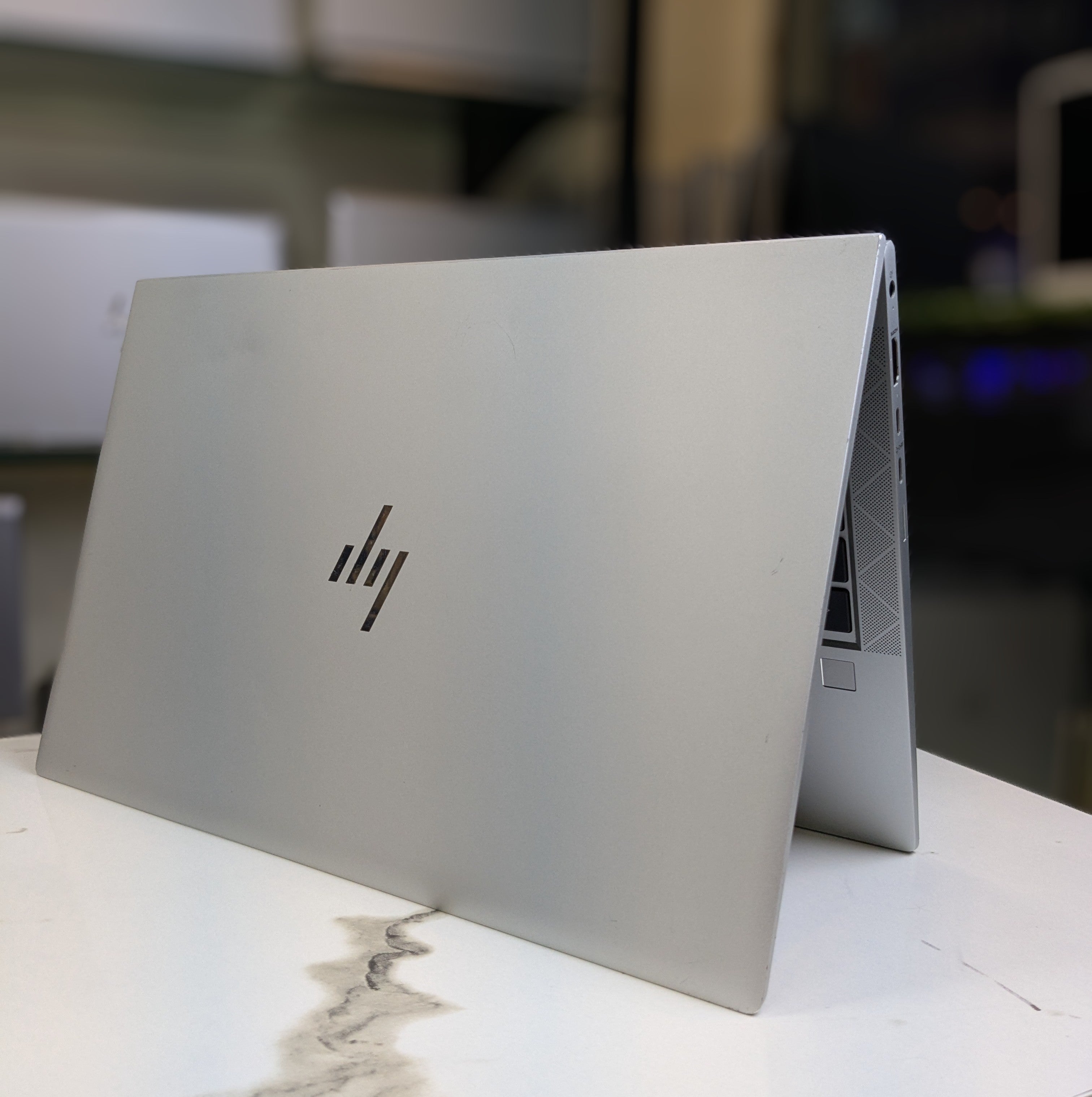HP EliteBook 845 G8 | AMD Ryzen 5 PRO 5650U 6-Core 2.30GHz | 16GB DDR4 | 512GB NVMe SSD | 14" FHD IPS Anti-Glare 400 nits | Wi-Fi 6 | Used Business Laptop Pakistan